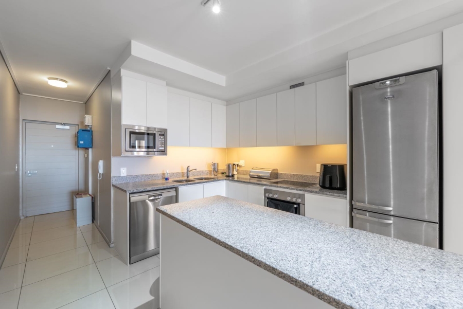 2 Bedroom Property for Sale in Green Point Western Cape